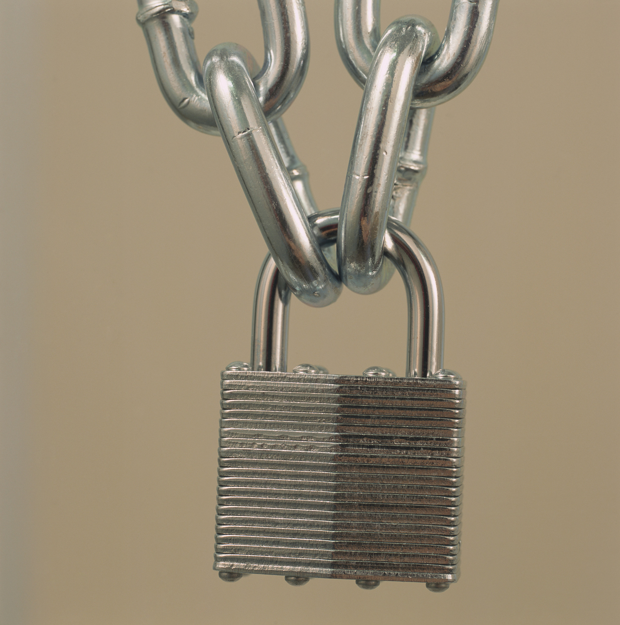 网站防盗链详细教程：小白也能轻松上手！