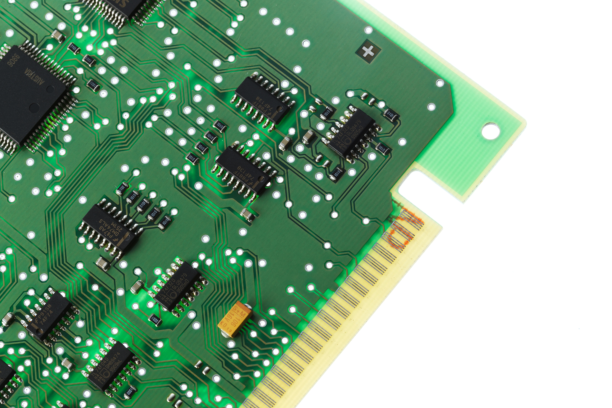写一段国军标体系统中，PCB加工工艺内容