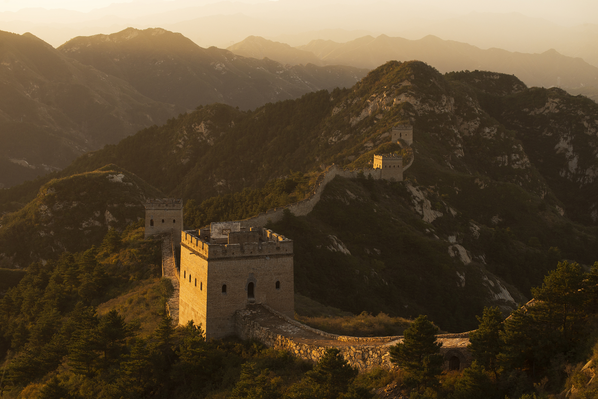 长城的位置和建造时间