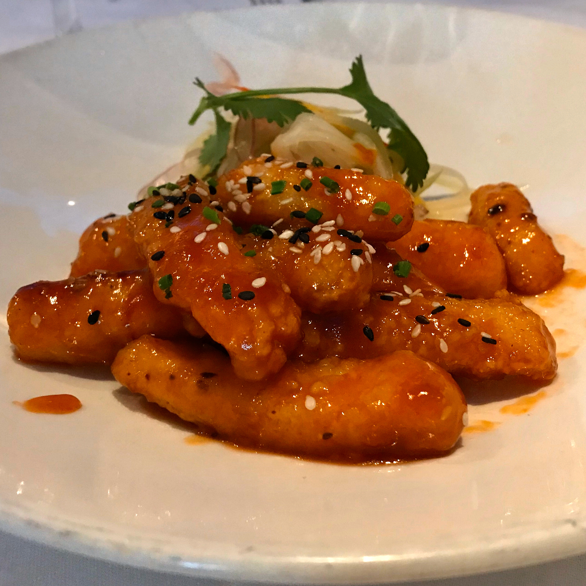 无糖口香糖本身没有脂肪但胶基含有脂肪根据中国食品法规需要在标签标注脂肪含量吗