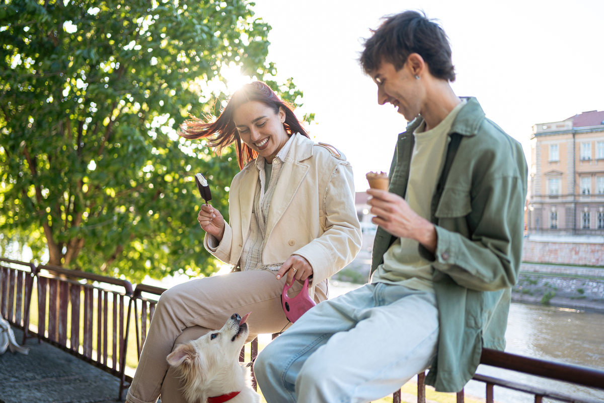 男女探班的意义：增进感情的甜蜜互动