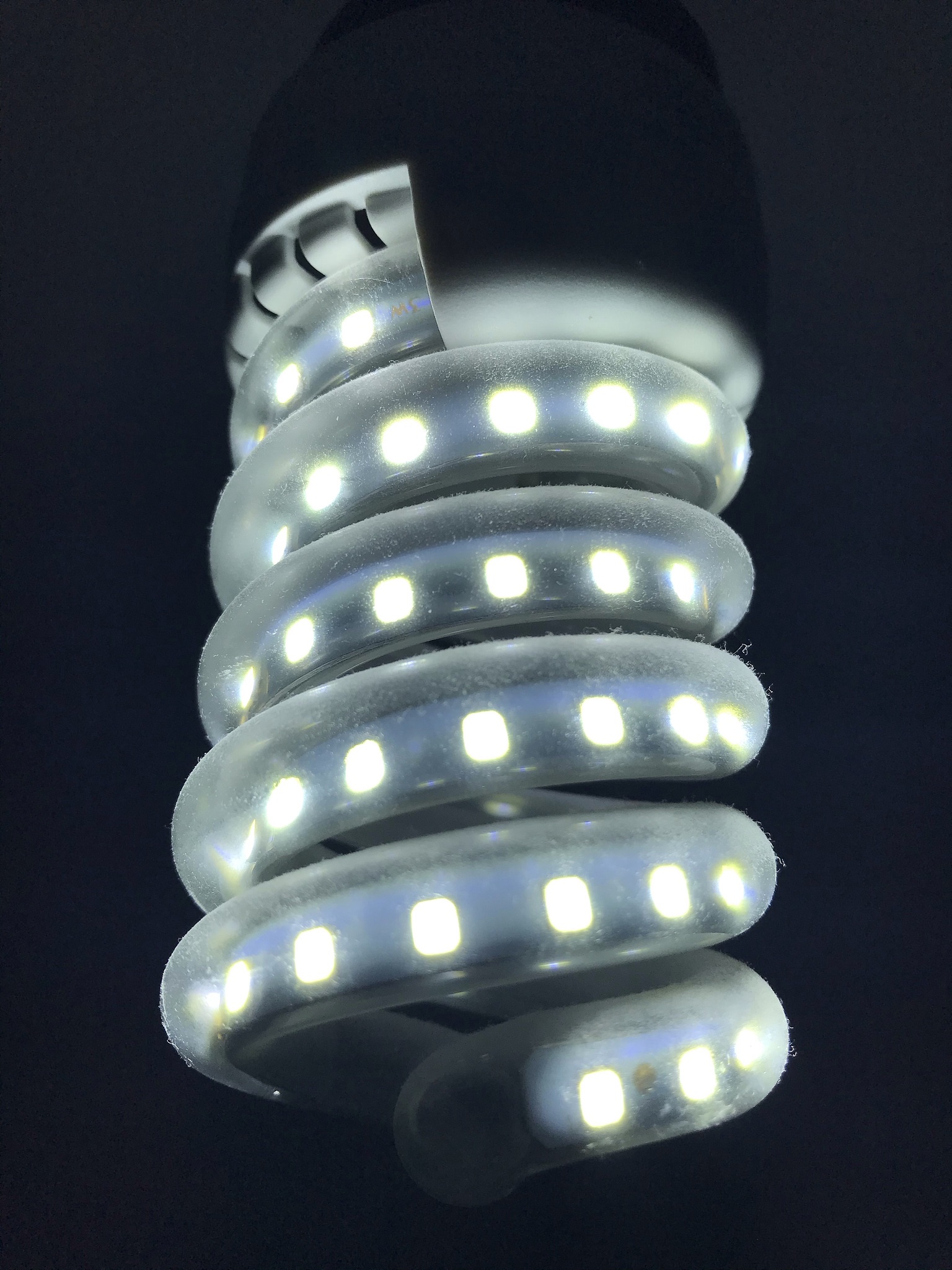 Enchant Your Garden with These Magical 100 LED Solar Watering Can Lights!