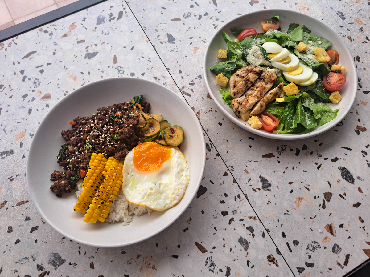 中午点了一份减脂餐外卖怎么写朋友圈？