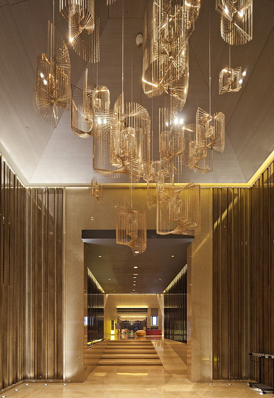 贵阳新世界酒店的定位分析