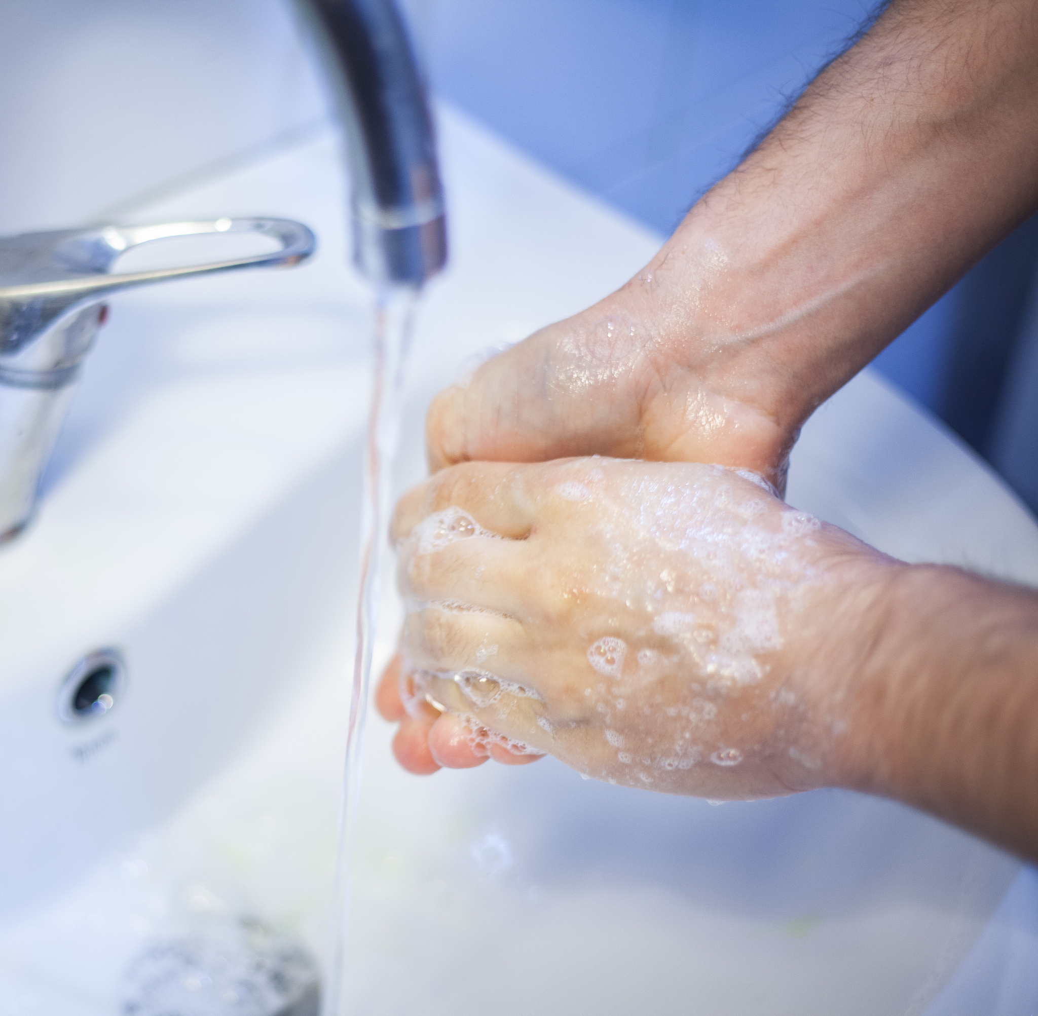 烫伤起水泡 使用洗洁精涂抹止痛