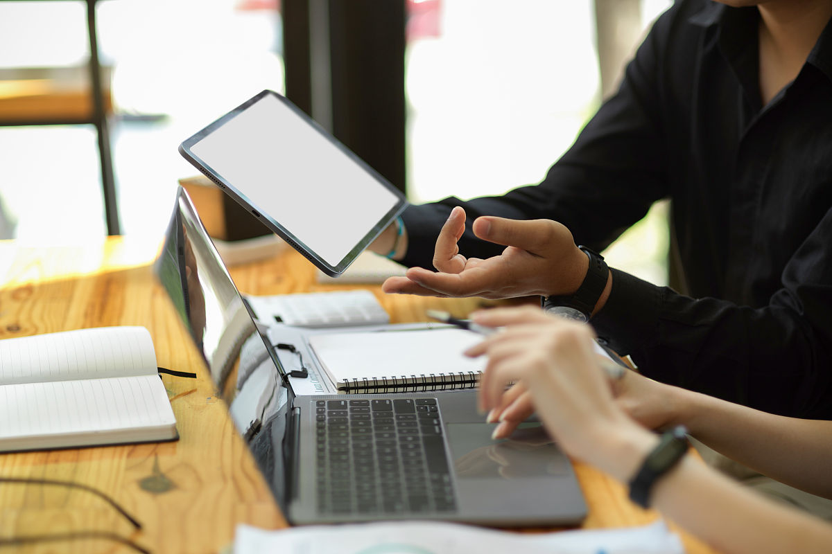 如何领导团队开发新能源锂电池三元材料 - 项目经理实战指南