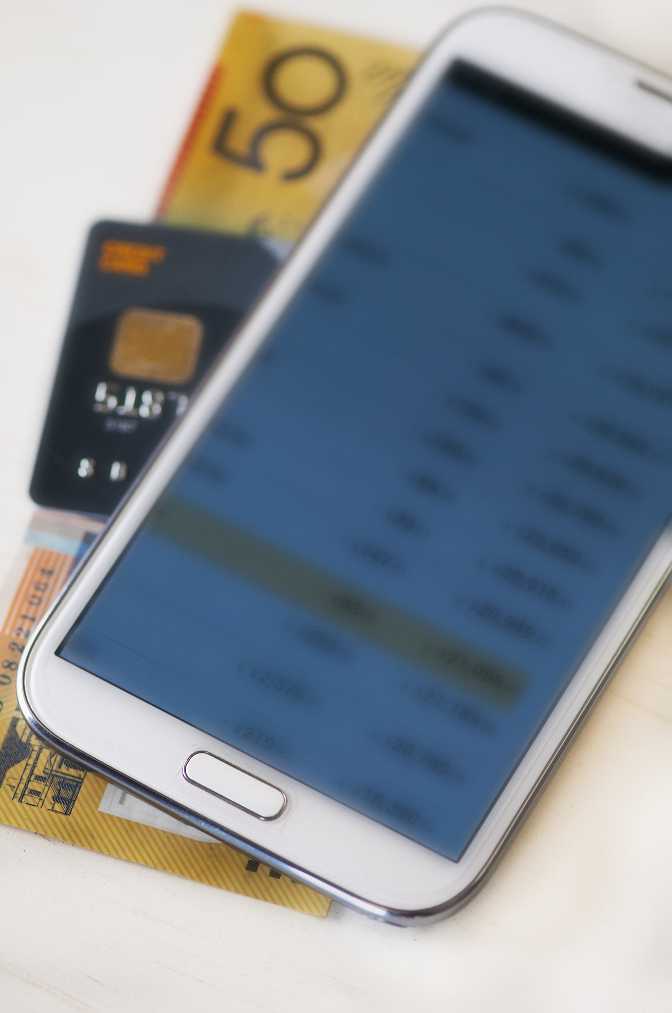 中国电信卡苹果手机无服务？安卓手机却好用？原因揭秘！