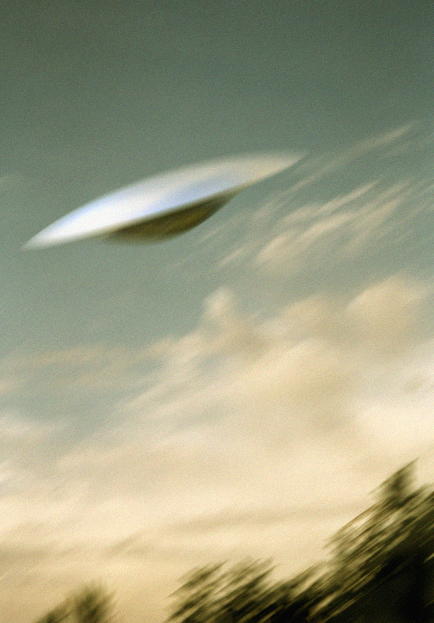 不明飞行物：真实身份揭秘，你所不知道的5种可能解释