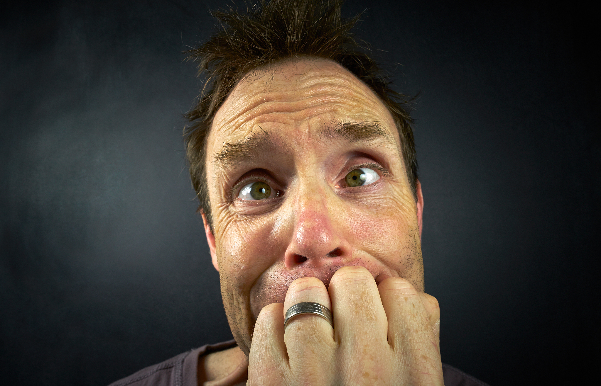 男人发感叹号是什么意思？ - 揭秘背后的情感表达