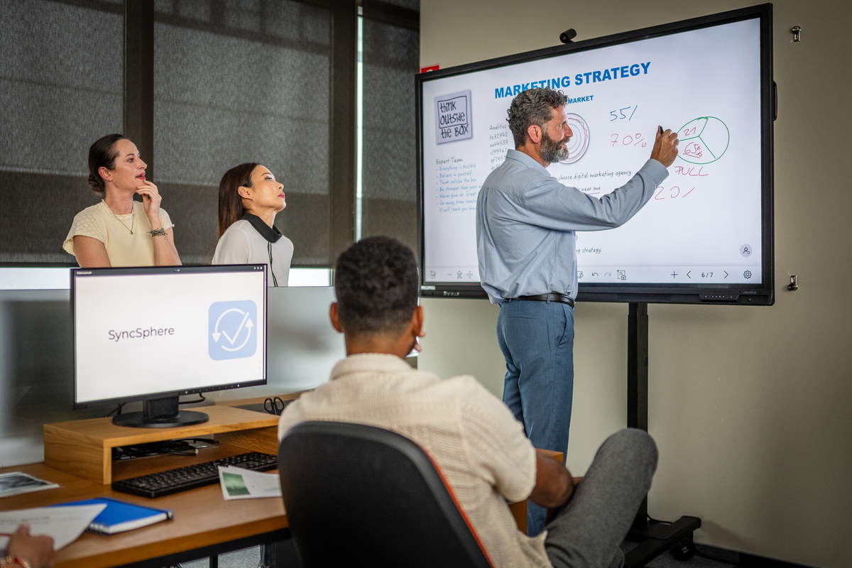 智能教室的国内研究现状500字