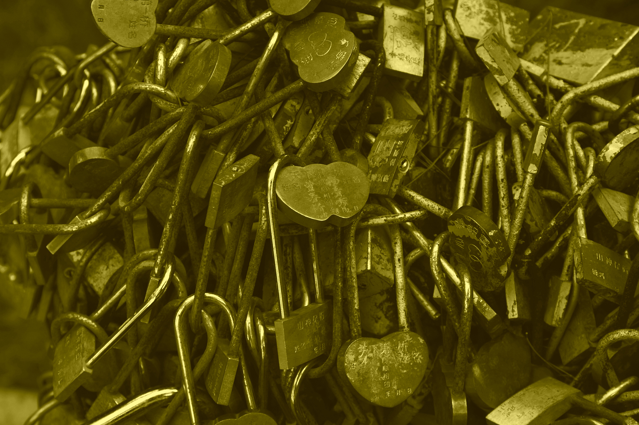 clusters of rusty lock together
