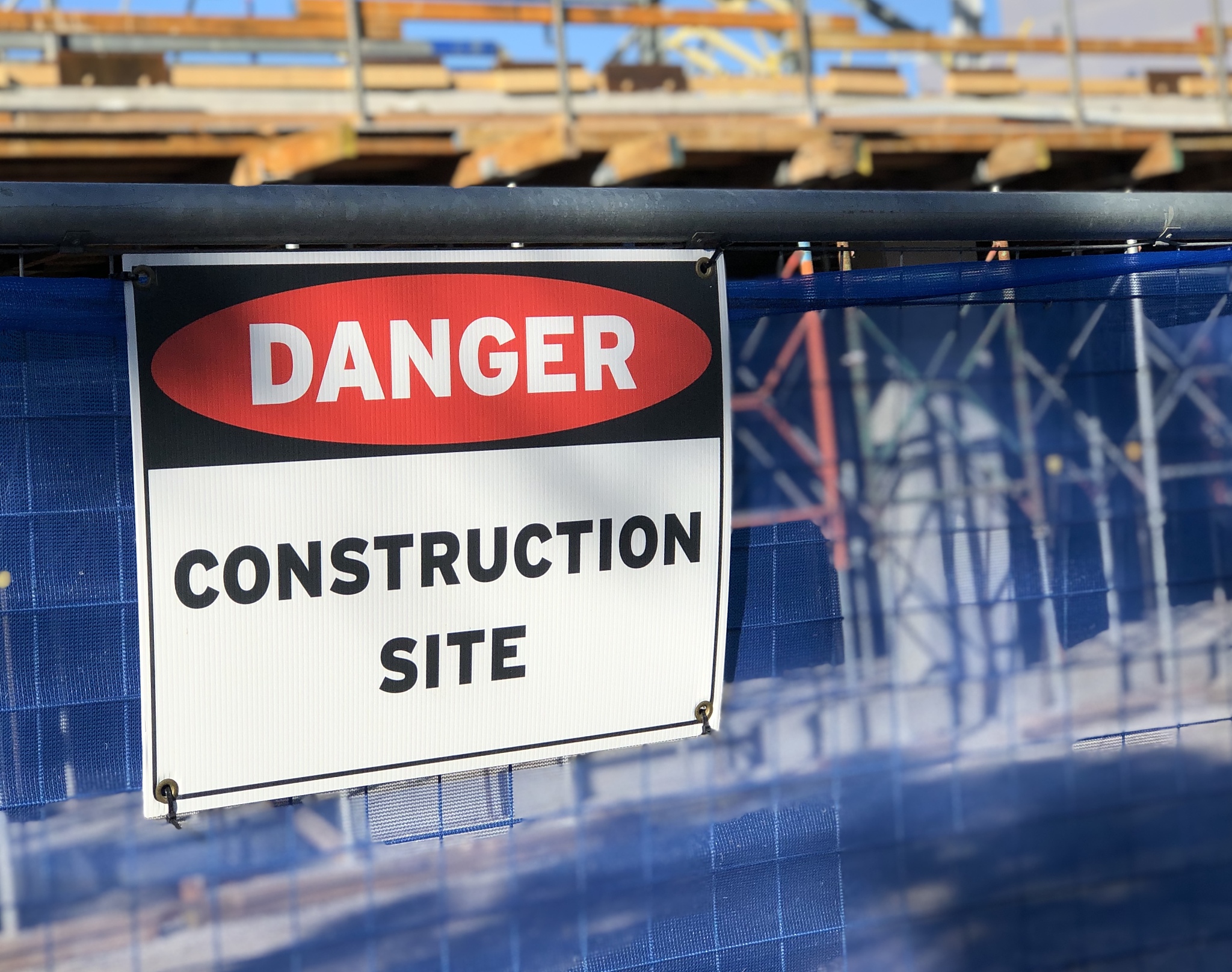 Work Safety Law of the Peoples Republic of China English Version<<Safe Production Law of the People’s Republic of China>> Decree No 70 of the Chairman of the People’s Republic of China Pro