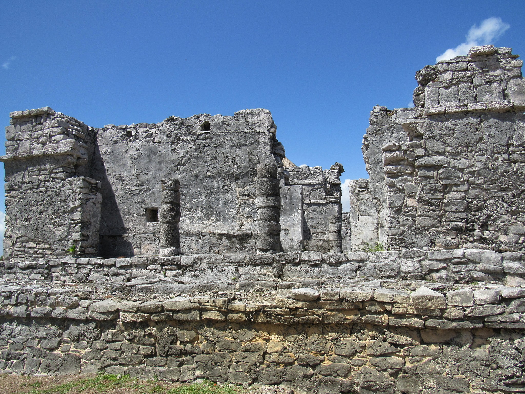 architecture of castle ruin