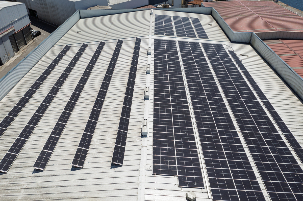 双面光伏组件用双面压花光伏汇流条生产技术难点