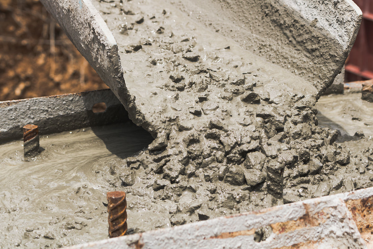 大型商业综合体土木工程施工实习报告 (5000字) | 地基处理、混凝土浇筑、结构施工