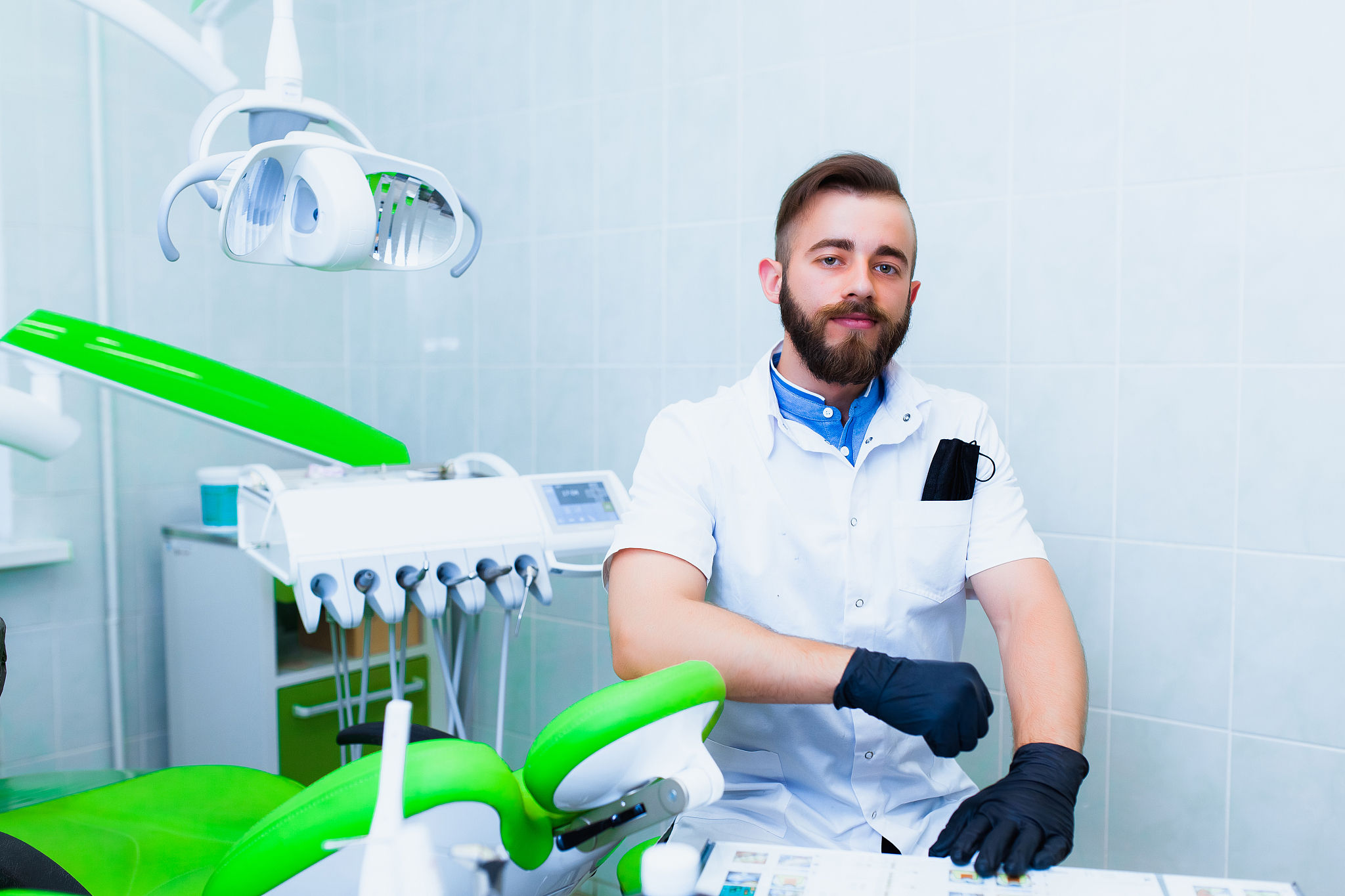 云南新兴职业学院口腔医学技术专业招生就业岗位都有哪些