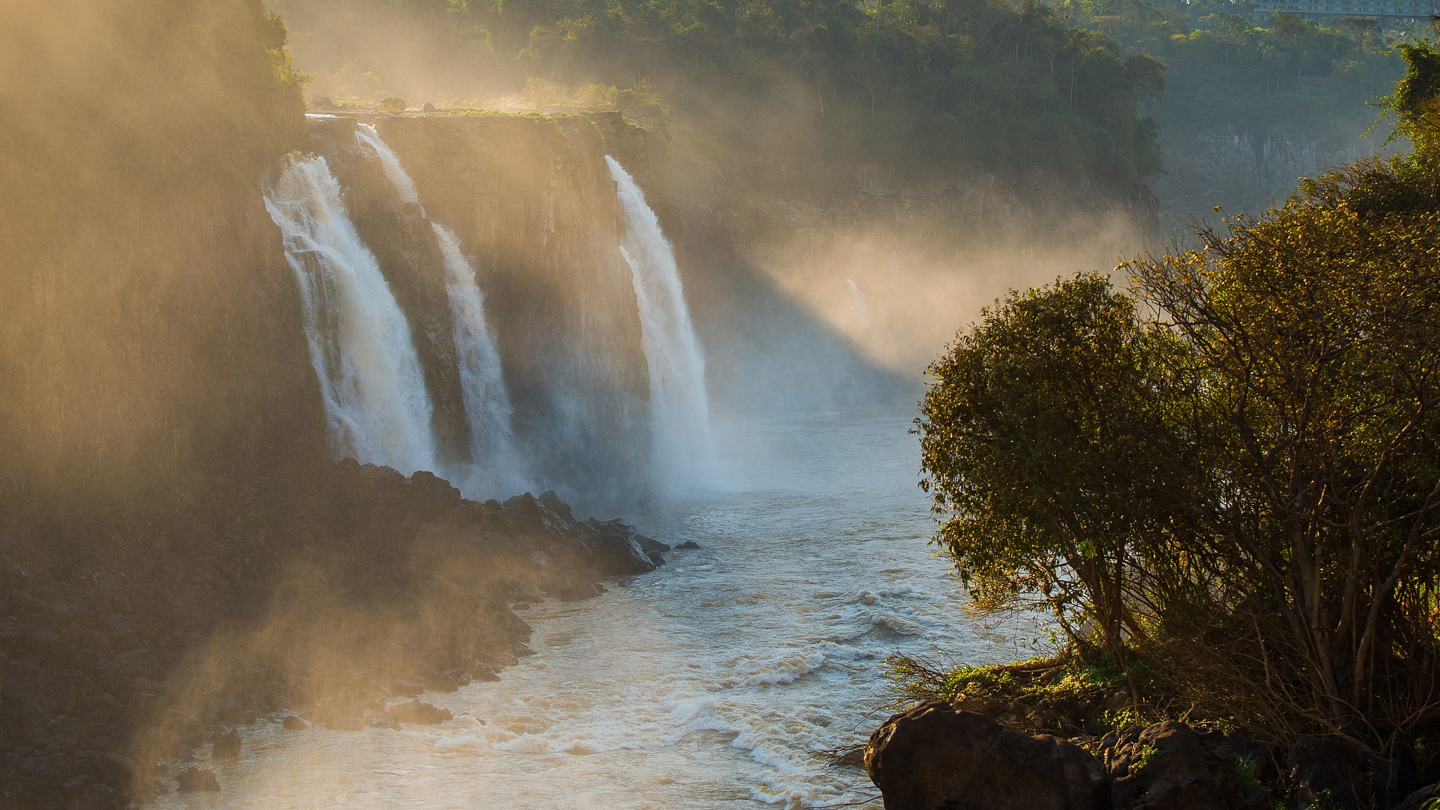 兰州旅游学校2022年招生简章 - 培养旅游人才的摇篮