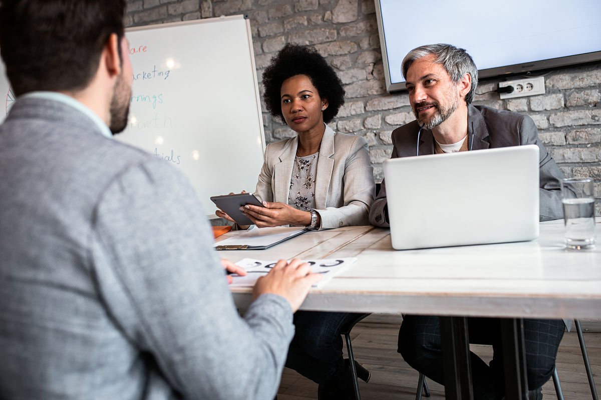 写3篇人事招聘工作的周记