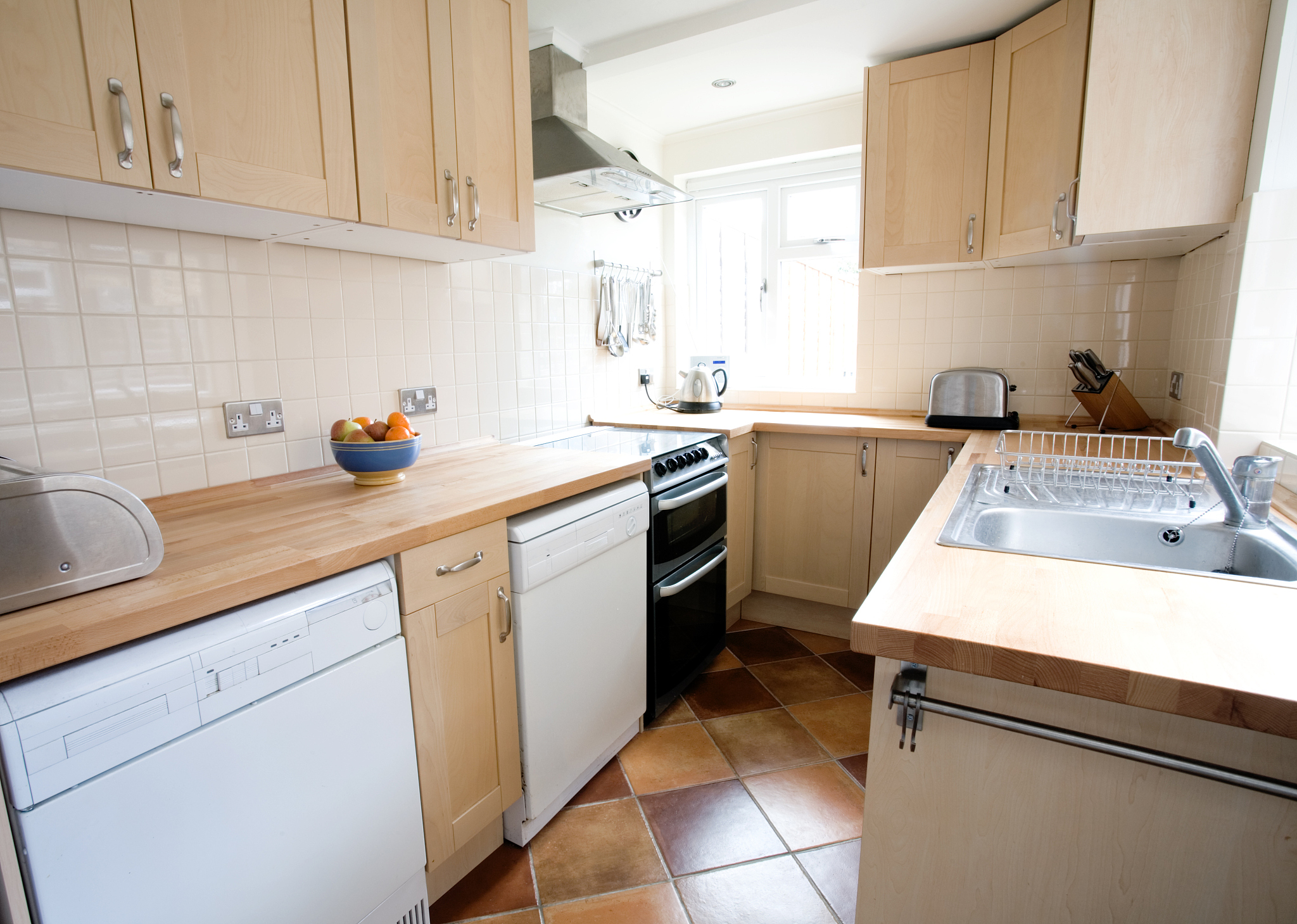 打造实用美观厨房的秘诀：从细节入手，让烹饪更舒适