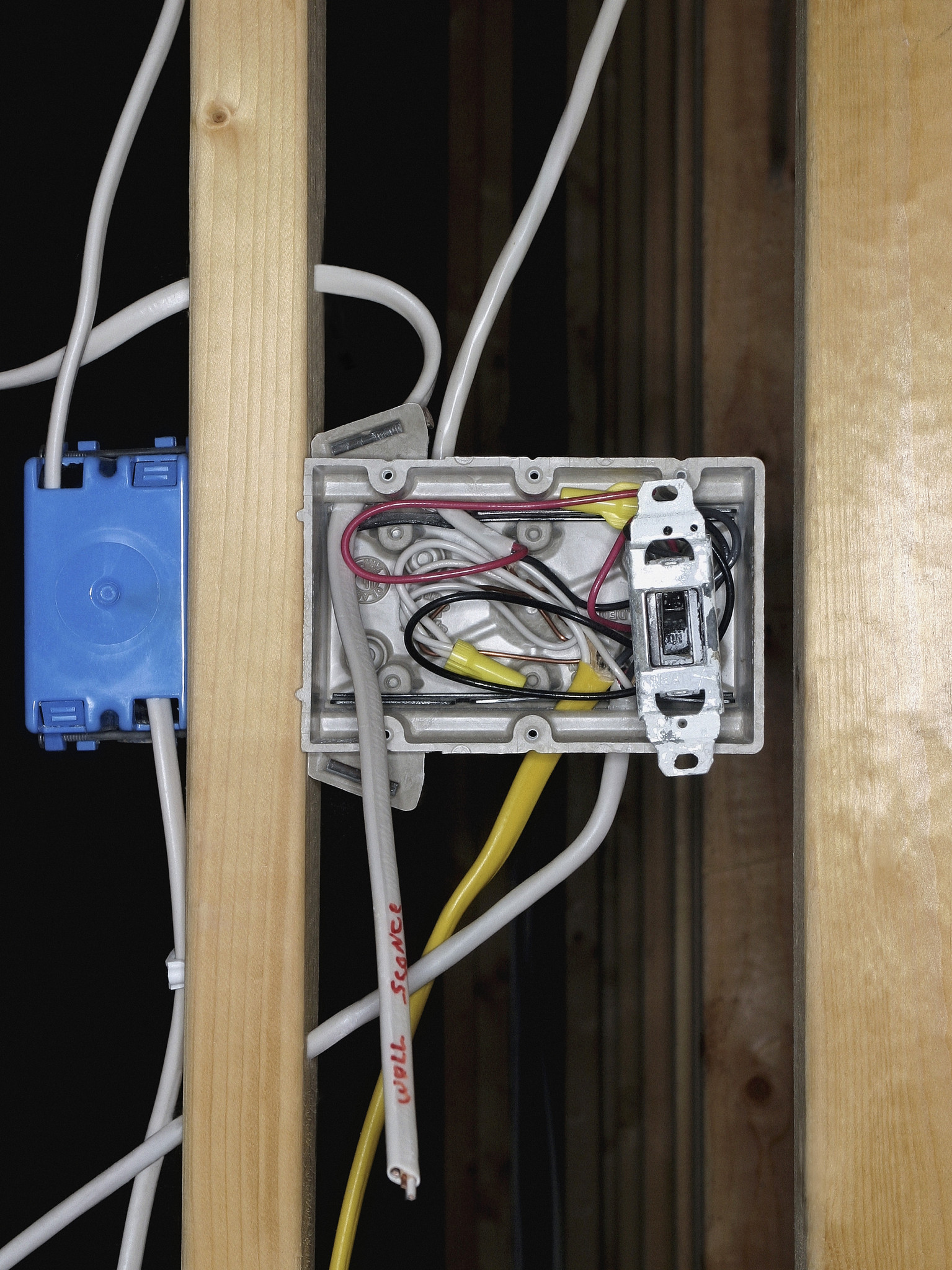 空调线和冰箱线能串联吗？安全风险分析！