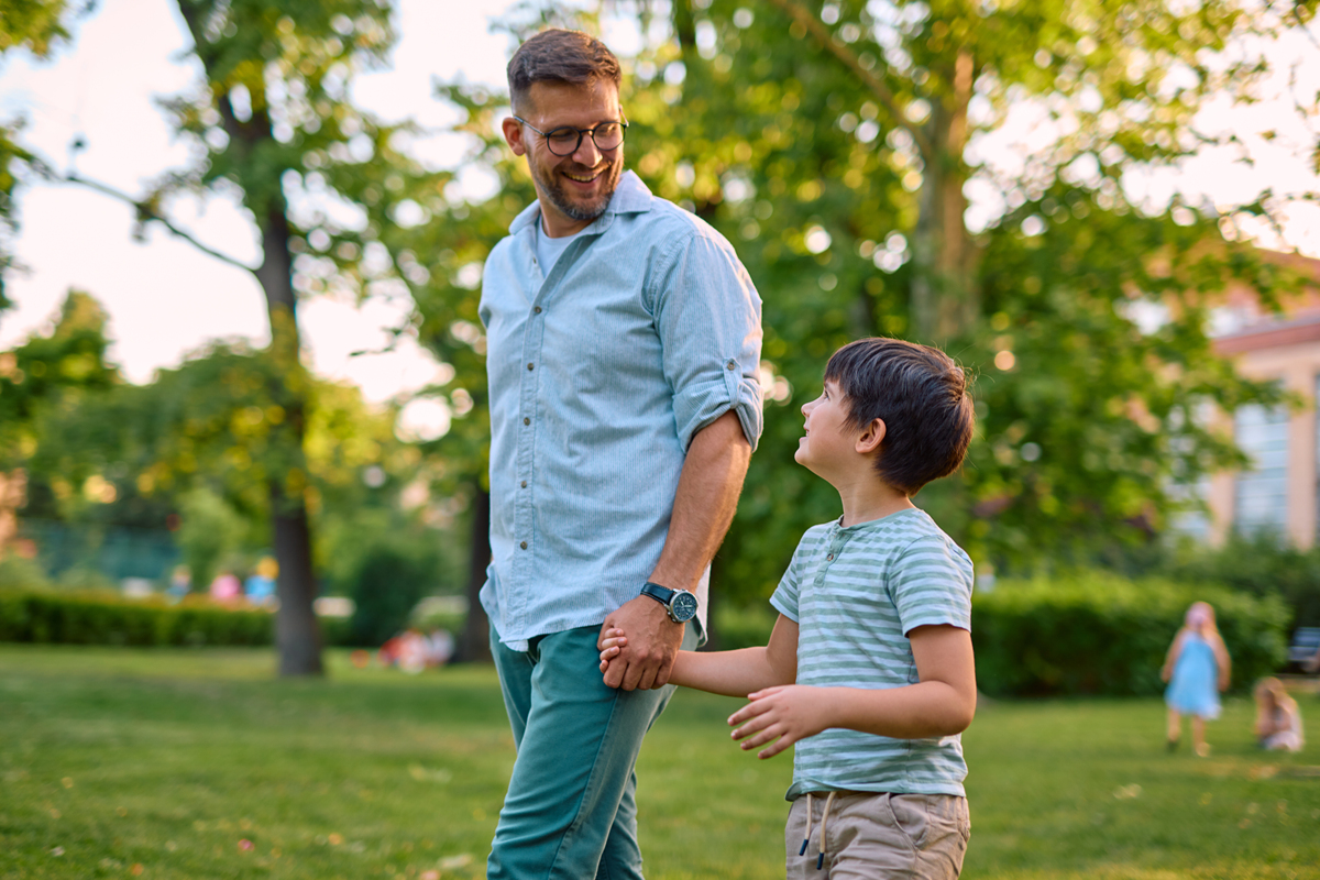 父爱如山：爸爸带娃，孩子更出色！