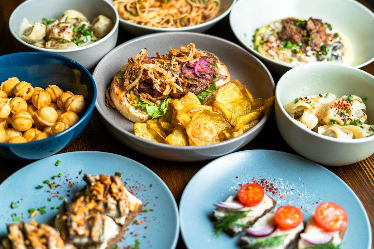 早餐不仅代表着一个地方的饮食习惯还悄然映射出一座城市最接地气的温柔内核嘿pen友啊吃过啦？👀