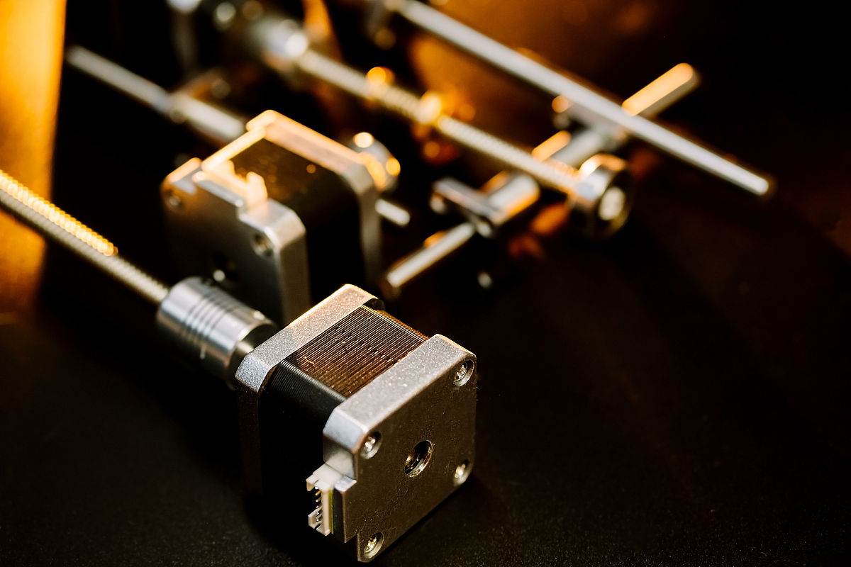 主从式激光雕刻机：现代控制系统设计的优选方案