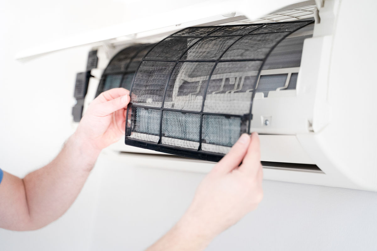 空调制热风有酸臭味是什么原因？