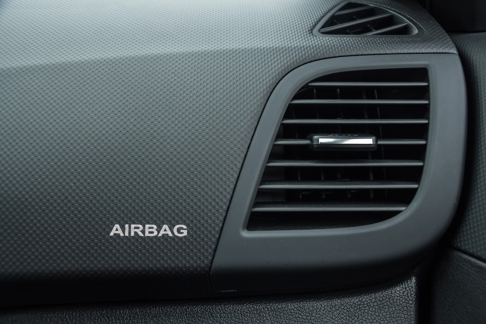 close-up of airbag sign