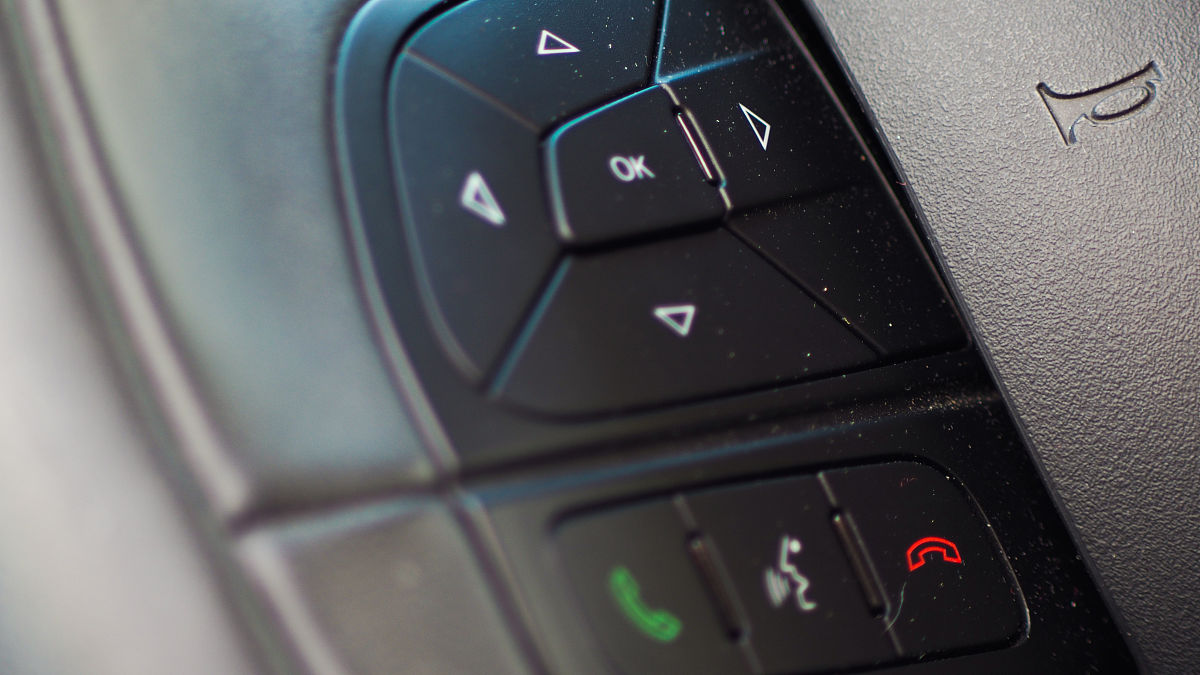 理想汽车车门没关在车机上怎么体现的车机关键是没有提示怎么回事 200字