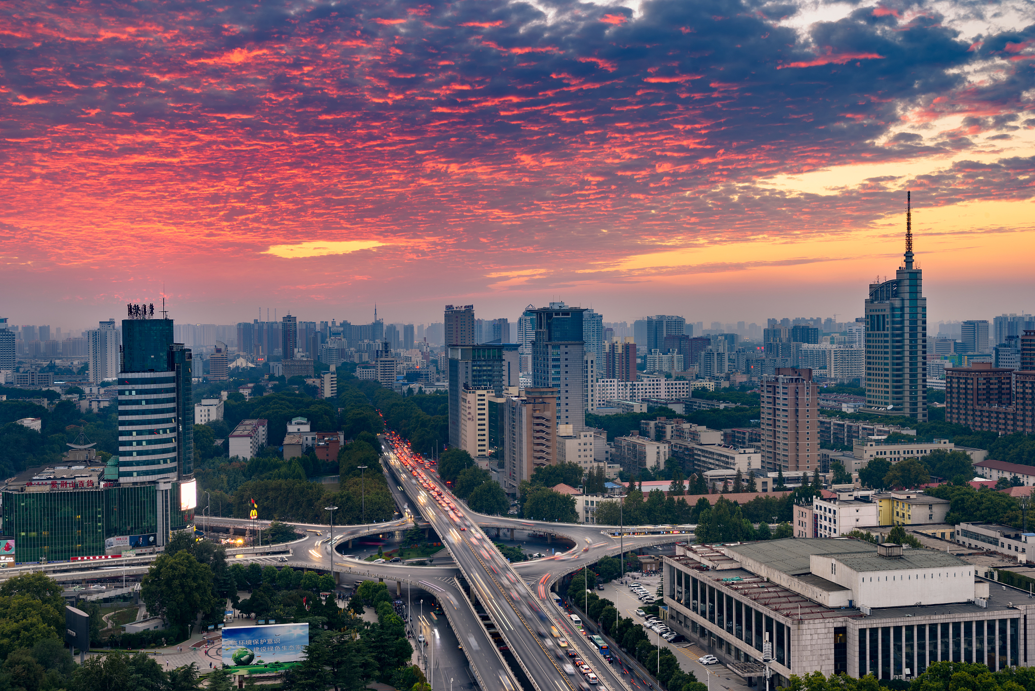 郑州紫荆山夜景