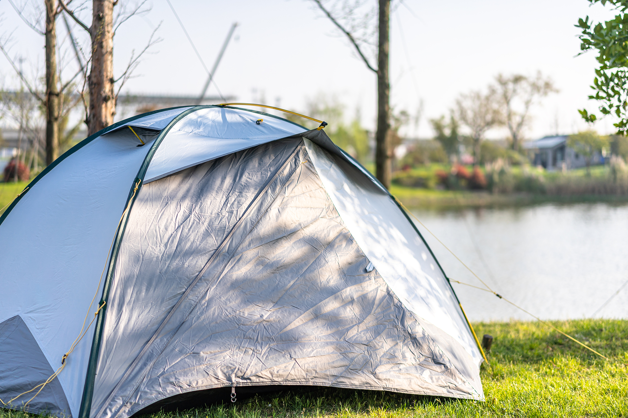 请告诉我利用不积水为卖点的帐篷文案