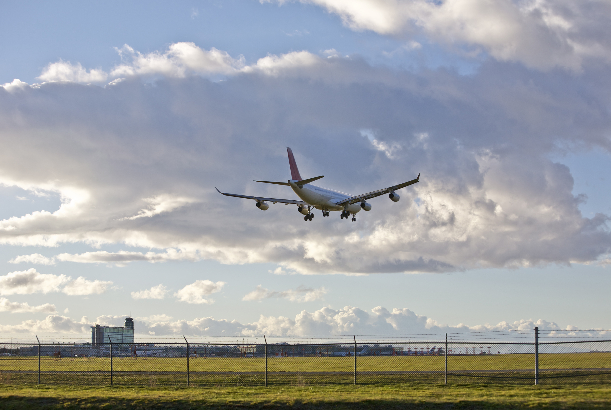 昆明市台湘科技学校航空空乘中国航空学校维修专业就业前景怎么样