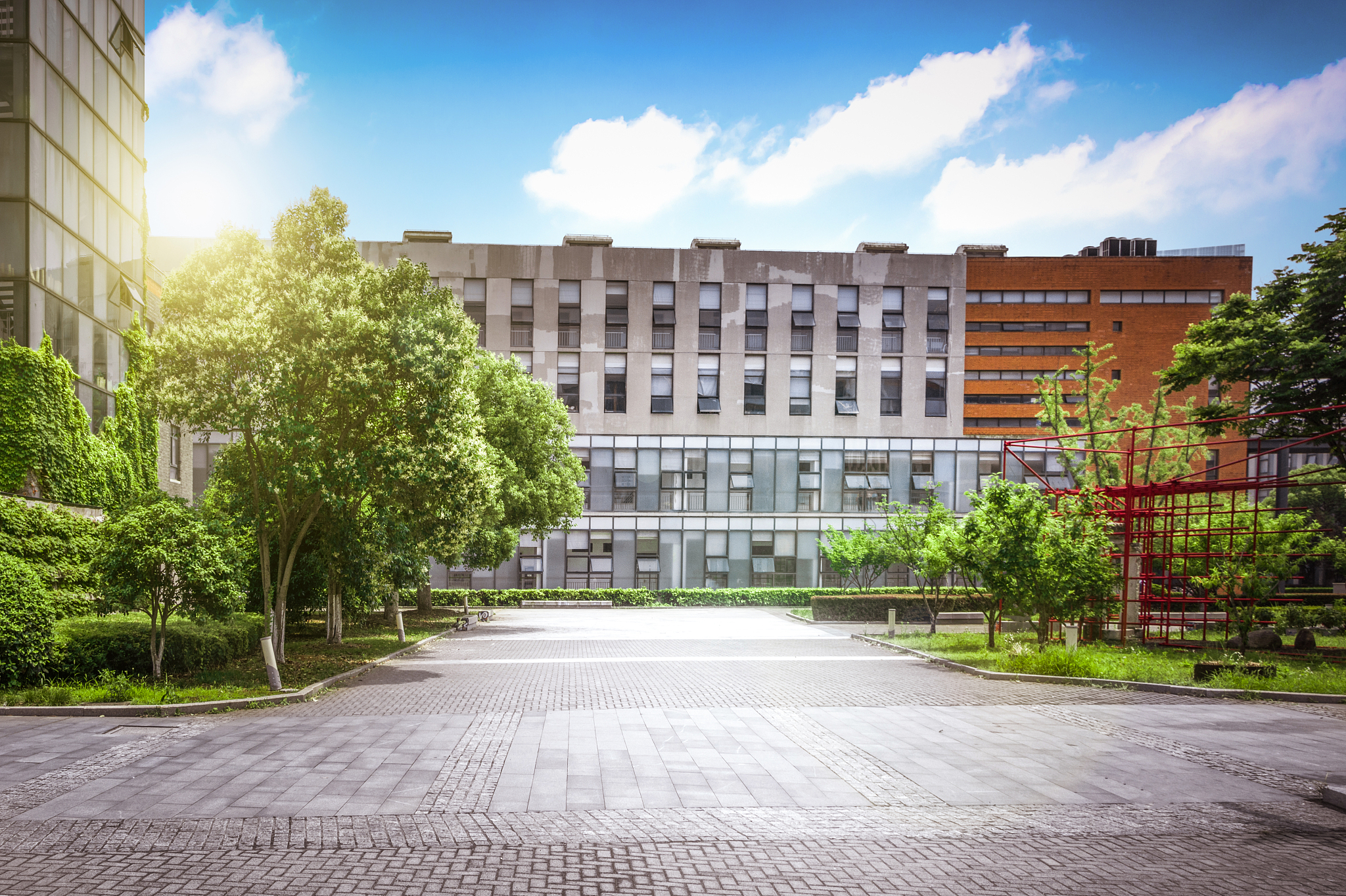 浙江工业大学：浙江省综合性重点大学