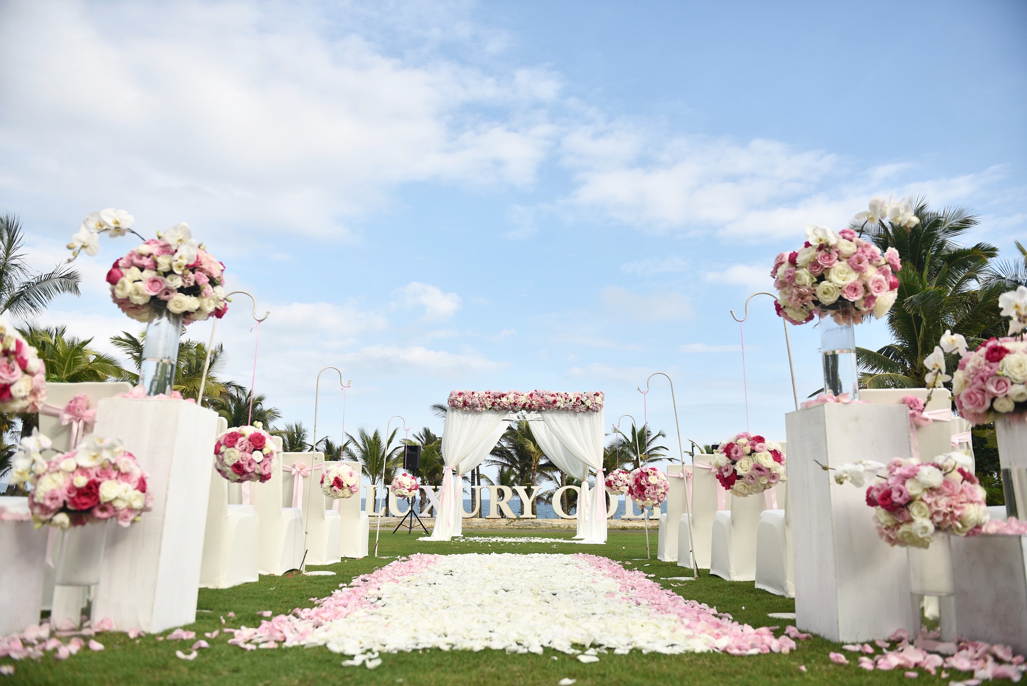 婚庆公司1V1专属婚礼策划师服务：打造您的完美婚礼