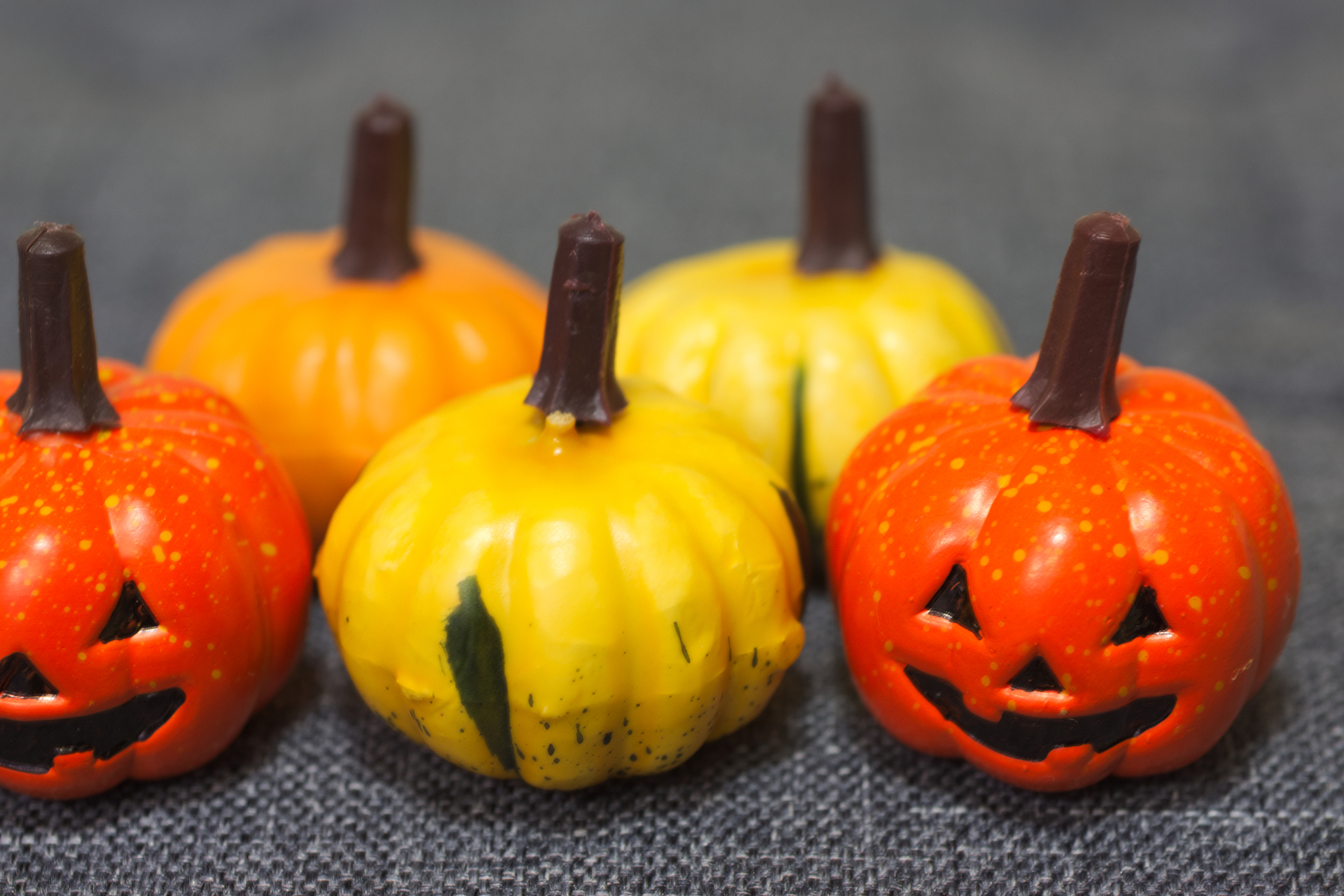 万圣节传统：服装、南瓜灯、糖果和更多