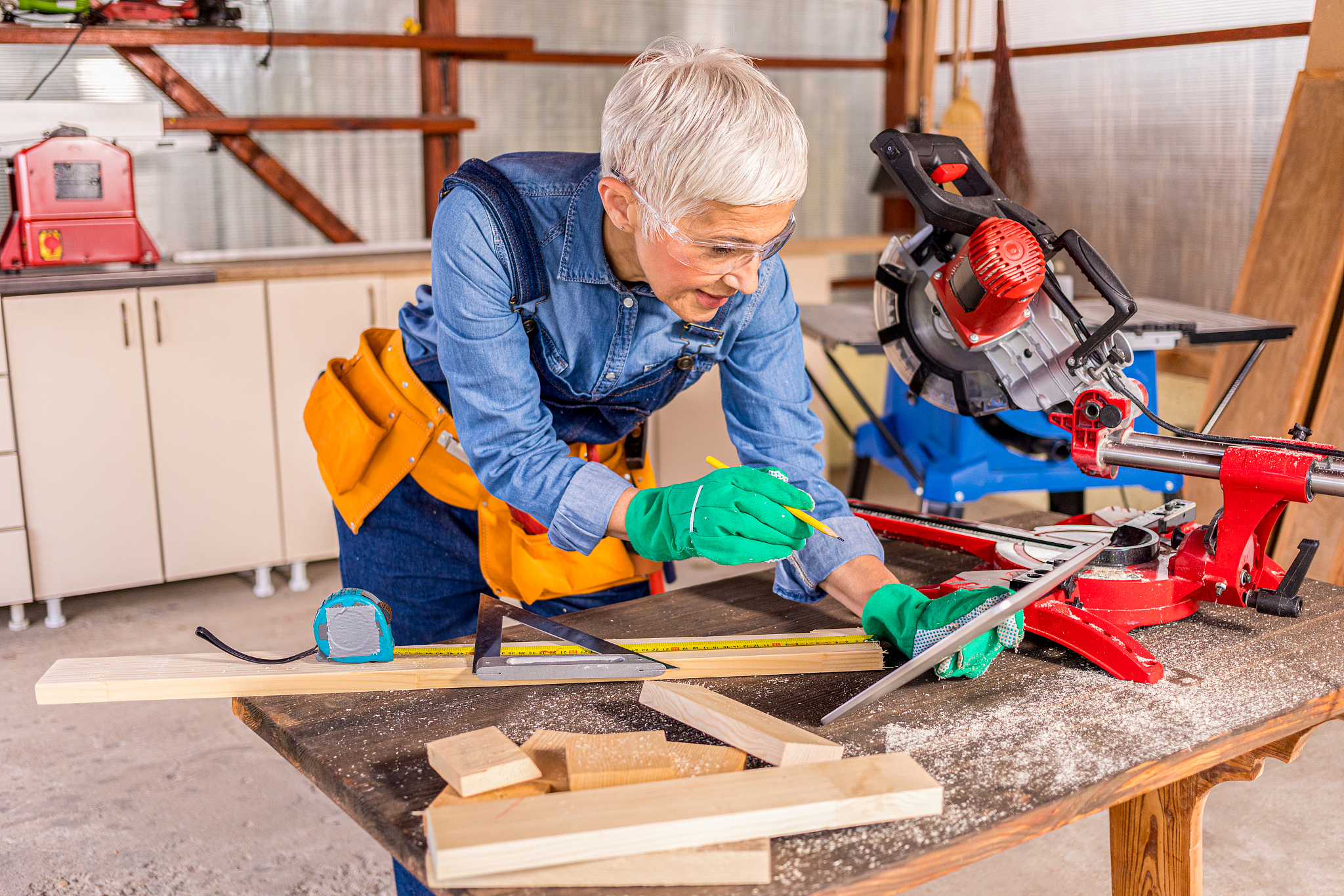 成都市铁路工程学校男女比例探究：现状、原因及未来发展