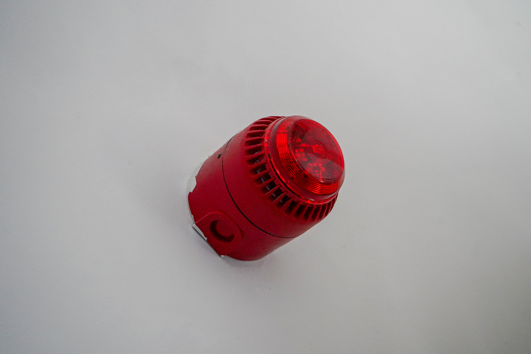 防爆应急灯颜色标识详解：红蓝黑代表什么？