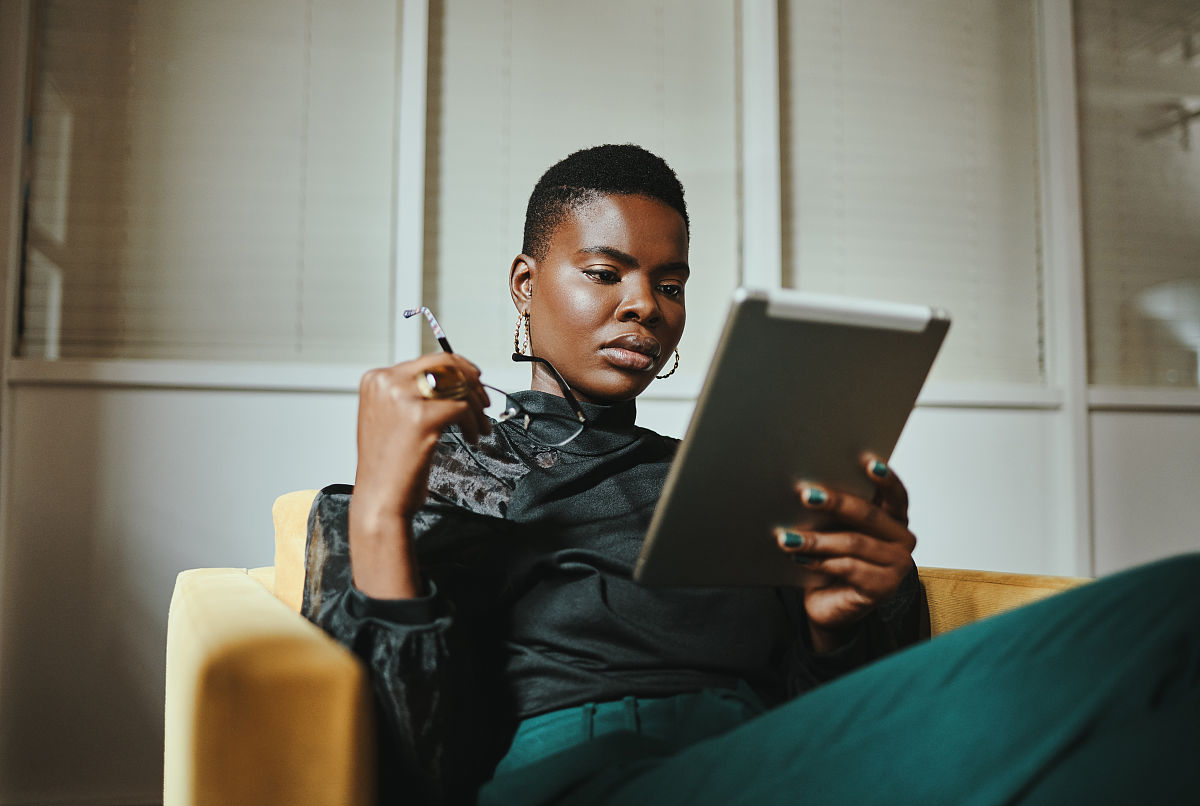 生产力是人类在生产实践中形成的改造和影响自然以使其适合社会需要的物质力量。判断对错