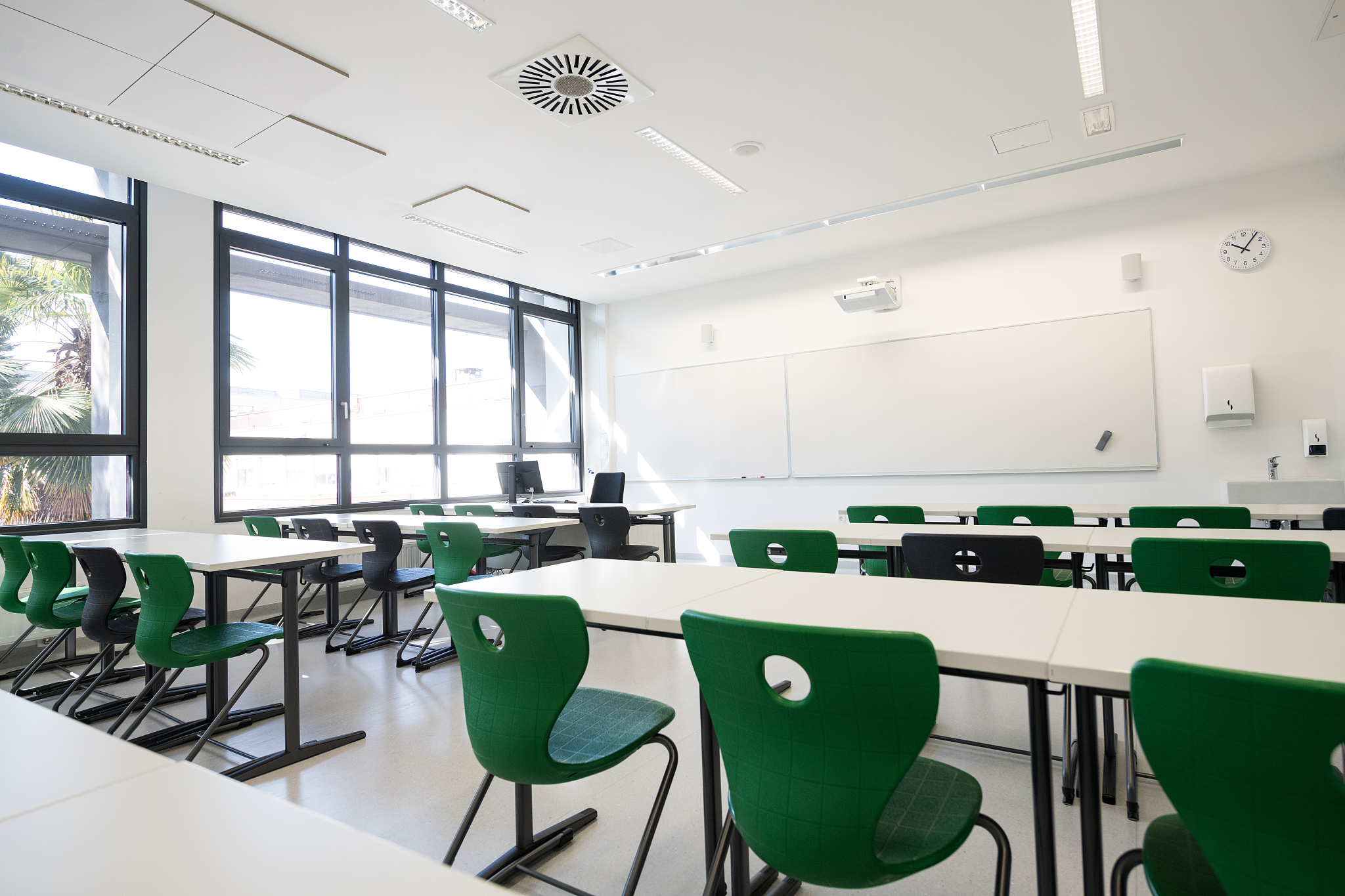 万州现代信息工程学校护理专业好不好学有哪些课程