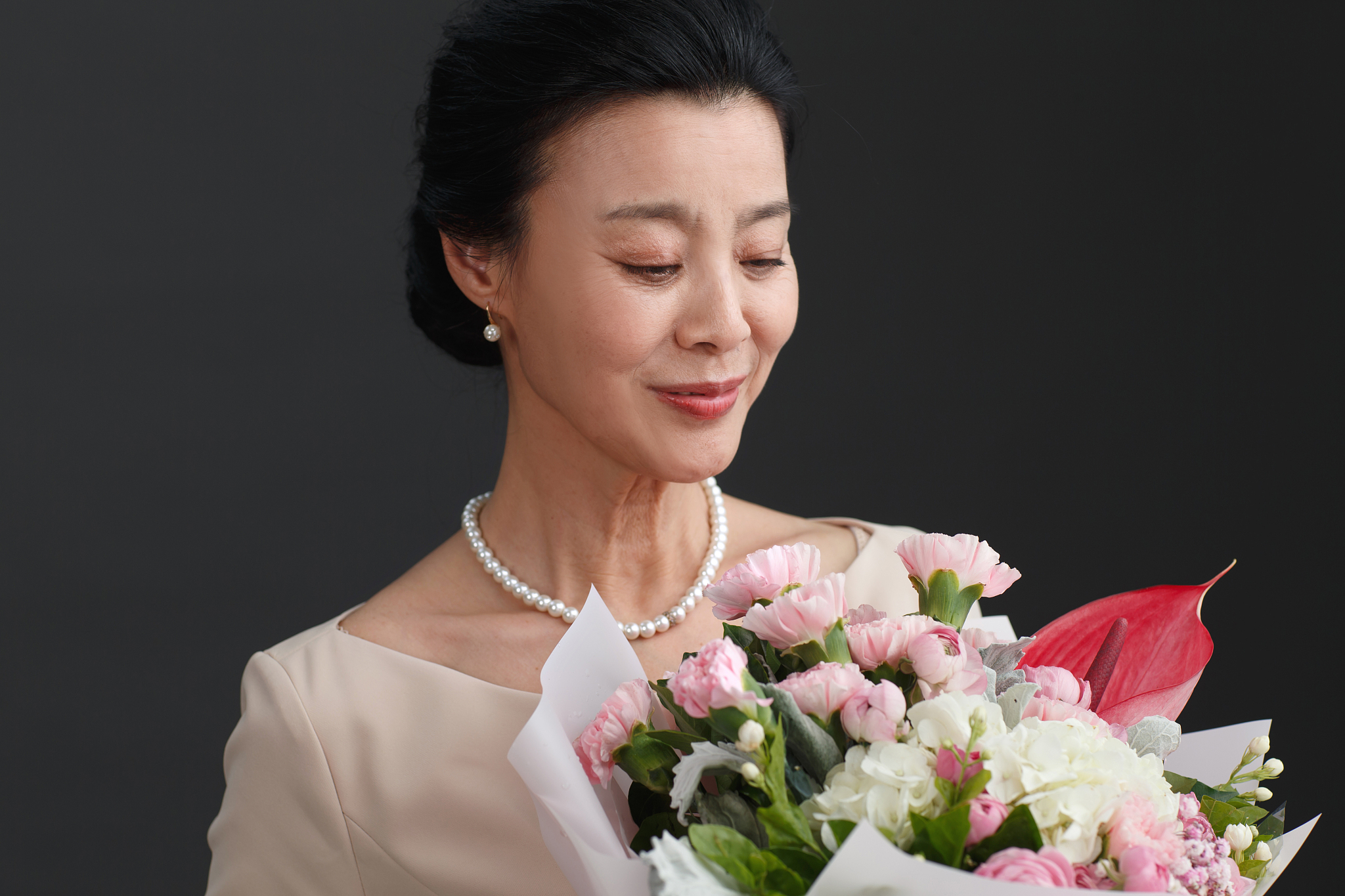 优雅的女士肖像