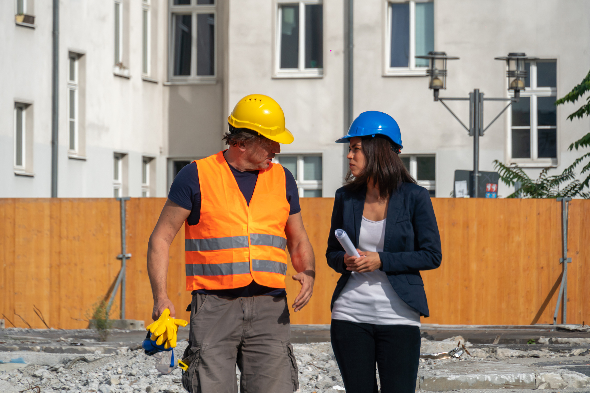 work break on construction site