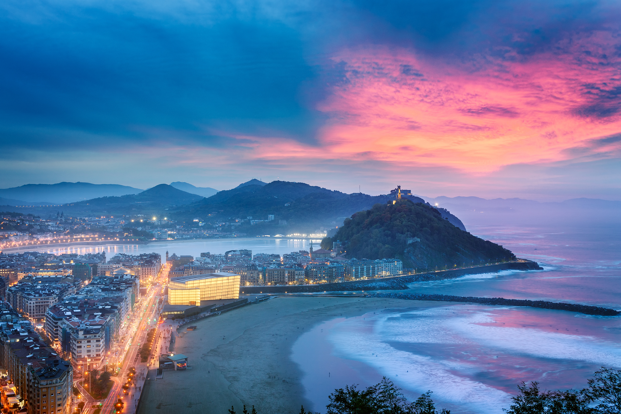 san sebastian cityscape at dusk
