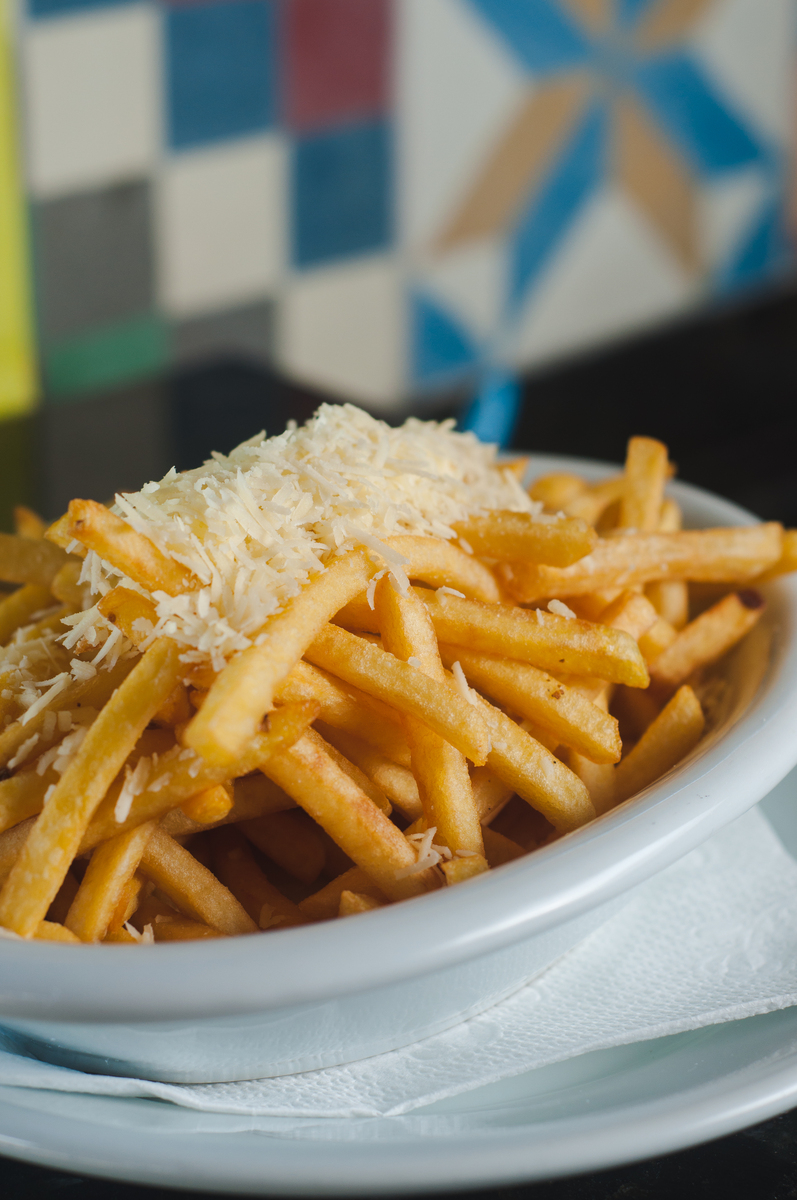 酥脆薯条做法：简单易学，在家也能做出美味薯条