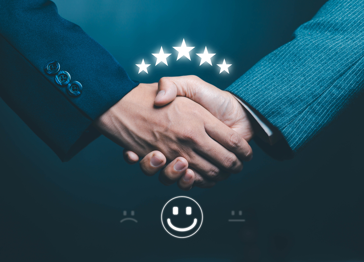 '双方达成合作意向，为未来合作奠定基础' - 深入交流与探讨促成合作