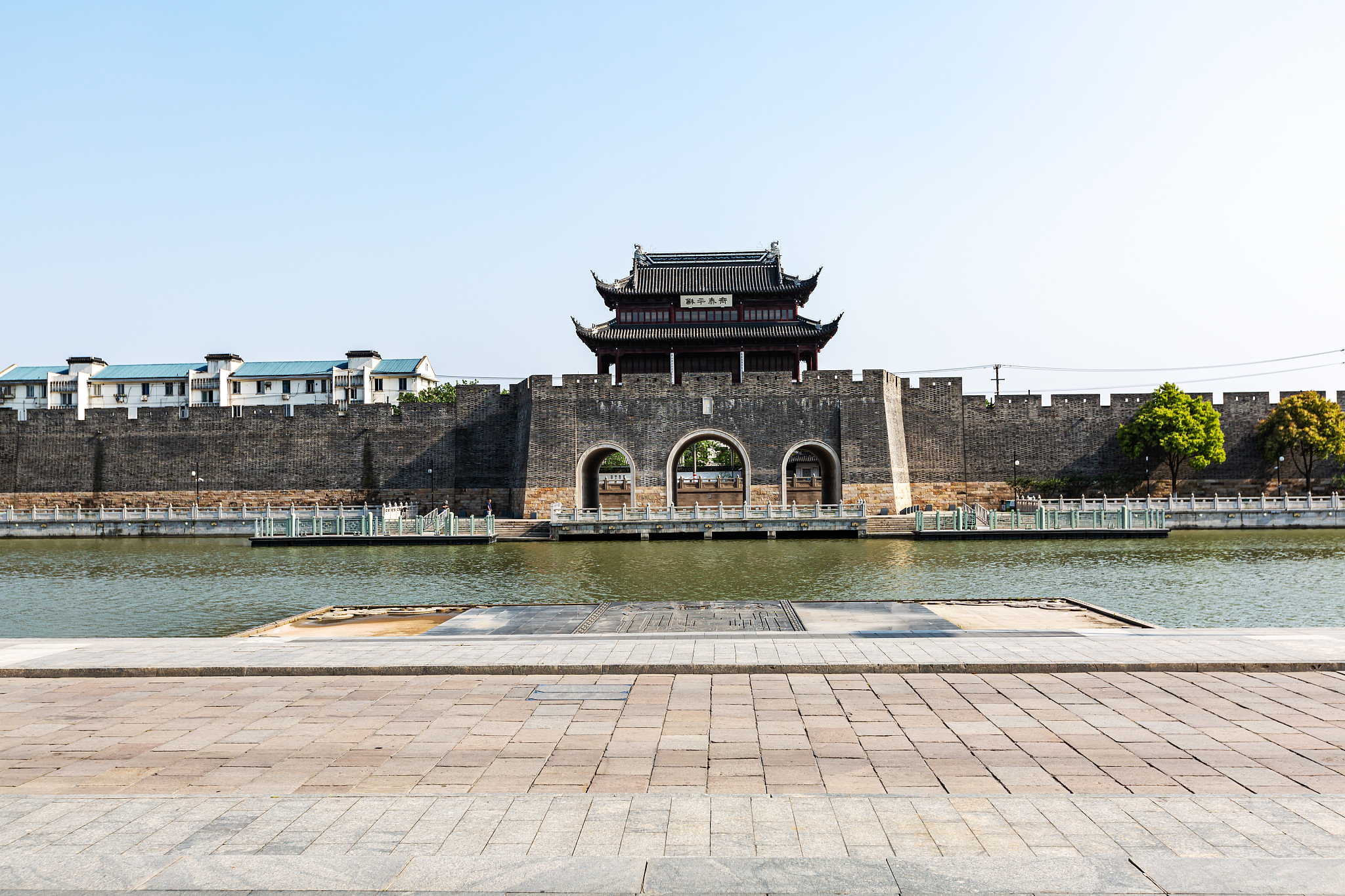 江苏省苏州市火车站广场建筑风光