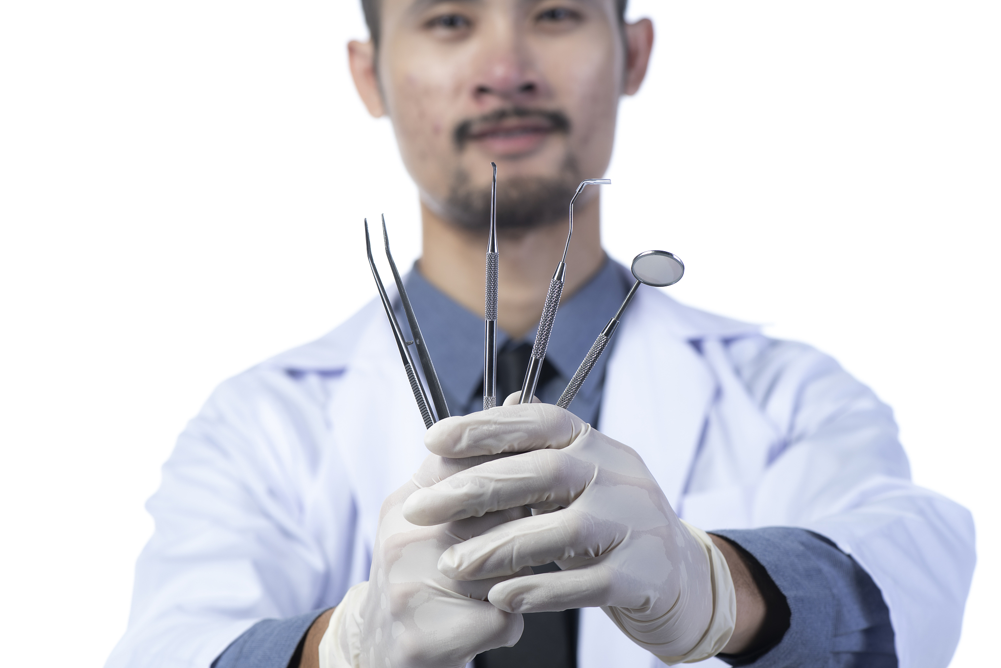 厦门口腔医学技术初中生好就业吗 能找什么工作