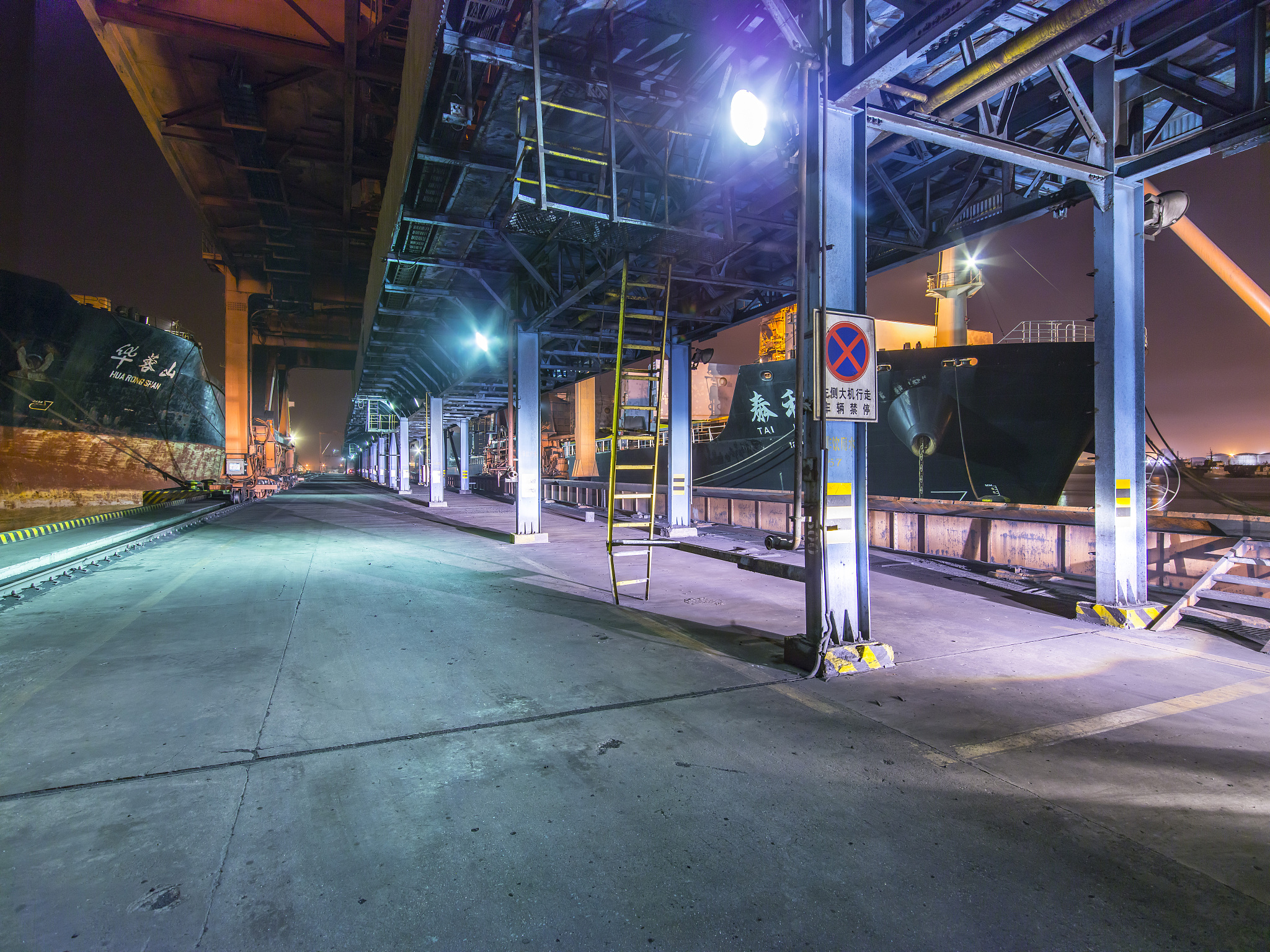 港口空地整体出租：优势与风险分析