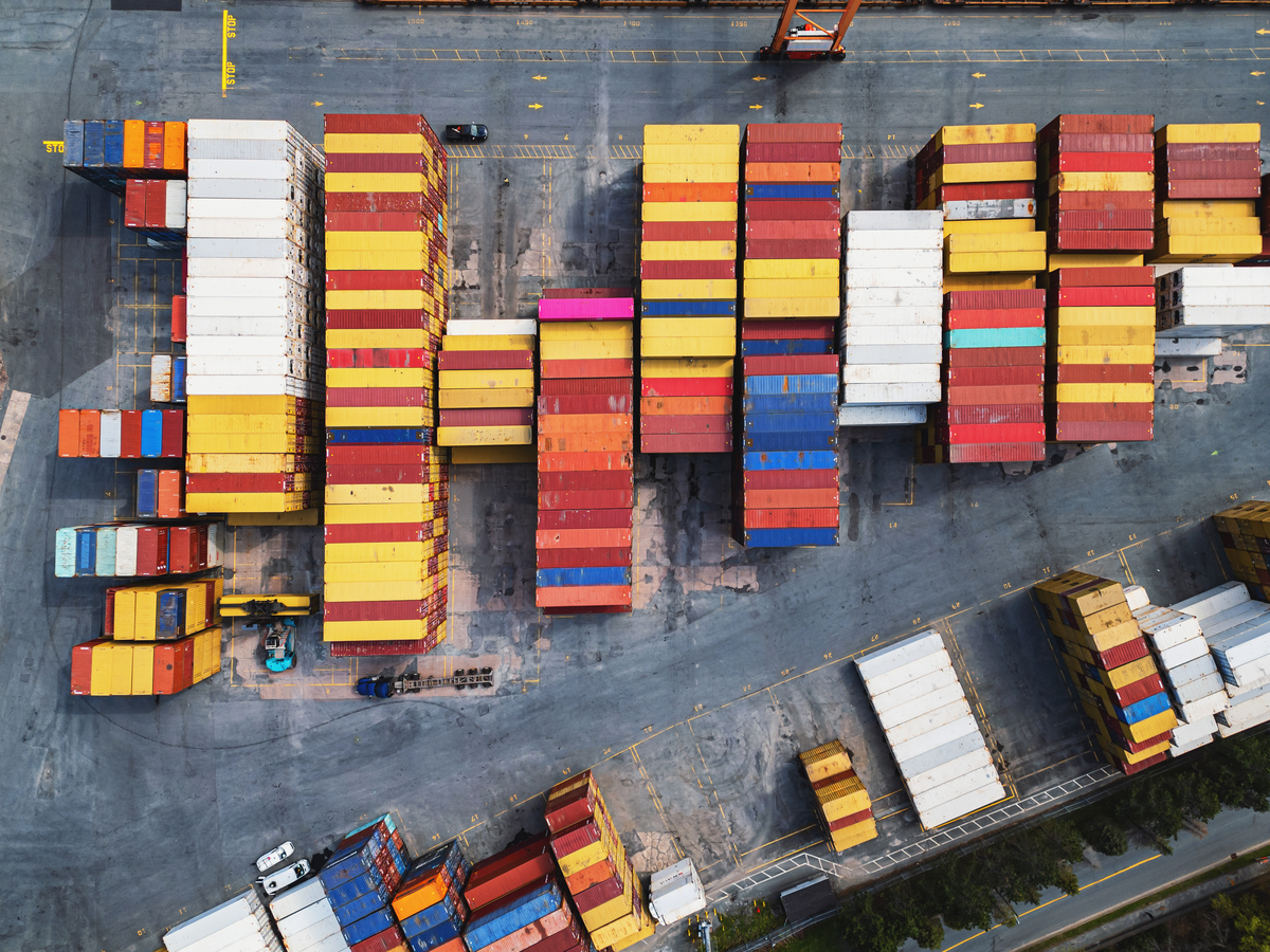 深圳港颜实业：专业进出口贸易，拓展海外市场