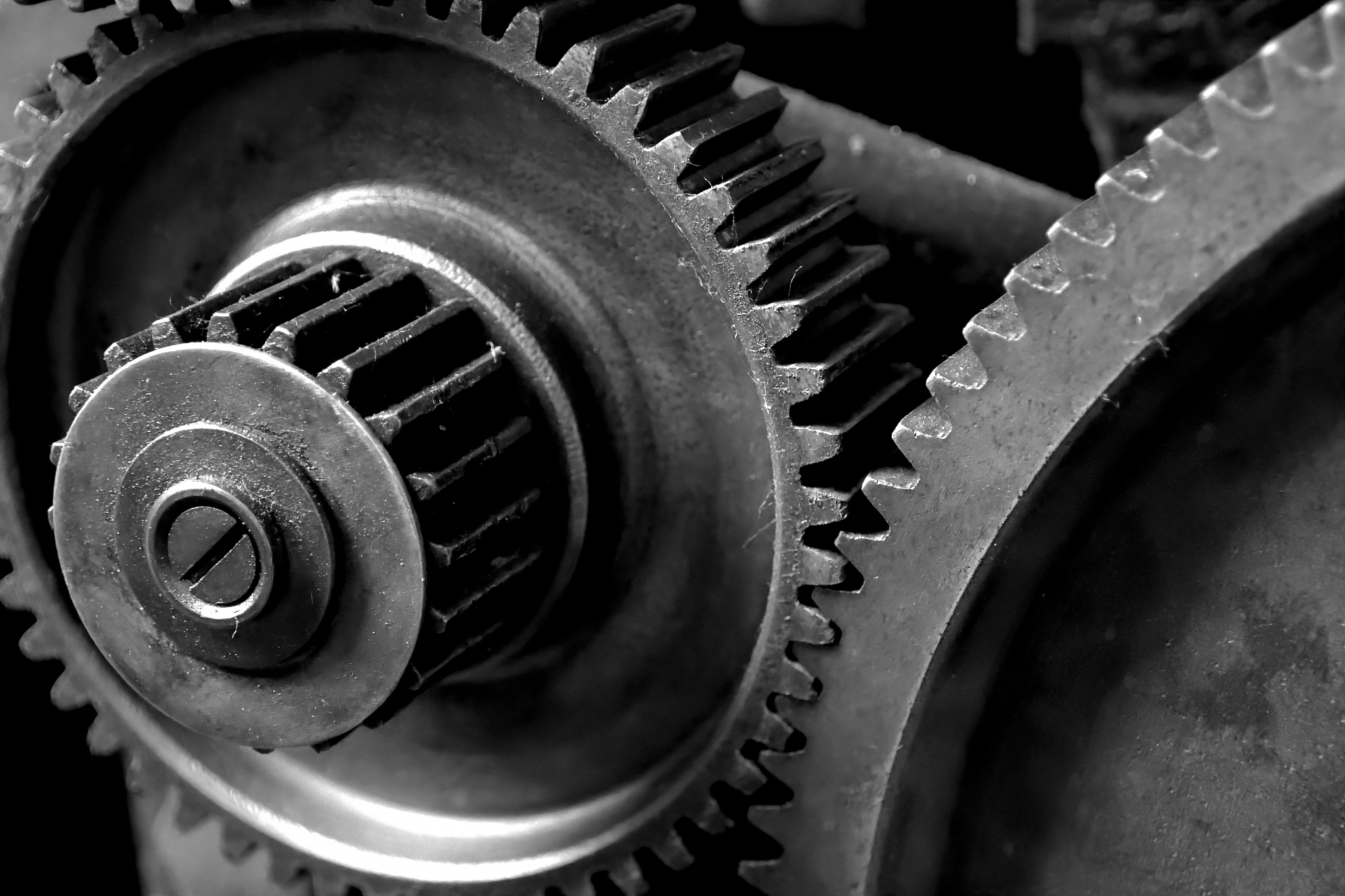 钢铁的分类、性能和应用：从碳元素到工业革命